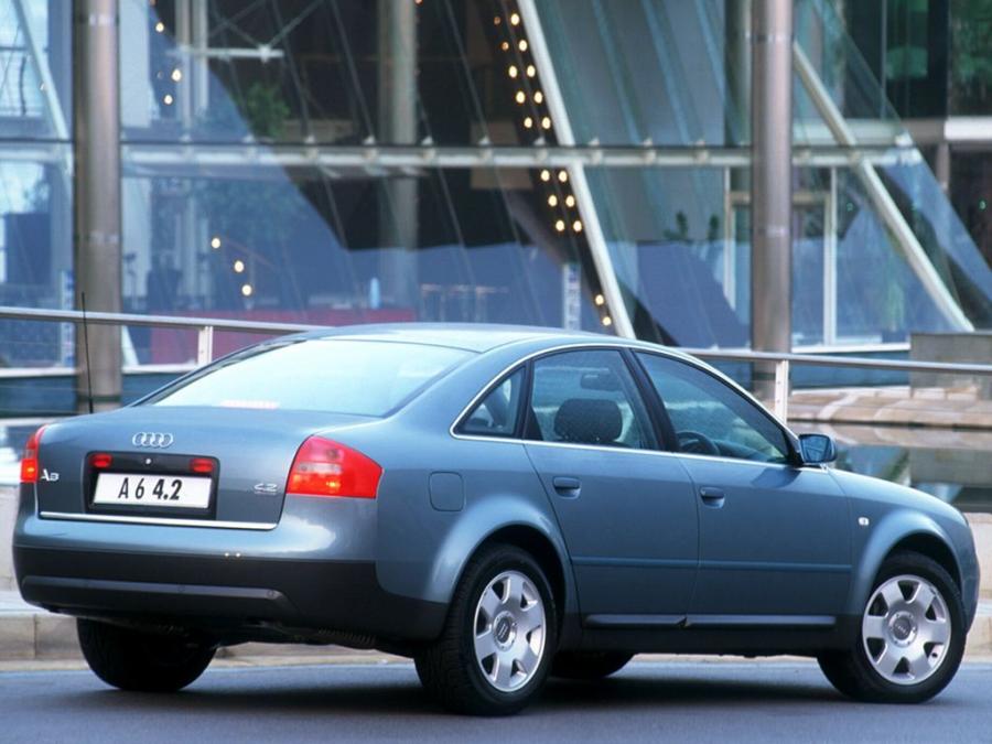  Audi A6 4.2 Quattro Sedan (4B, C5) 2001 года  (ZA) (фото 2 из 2)
